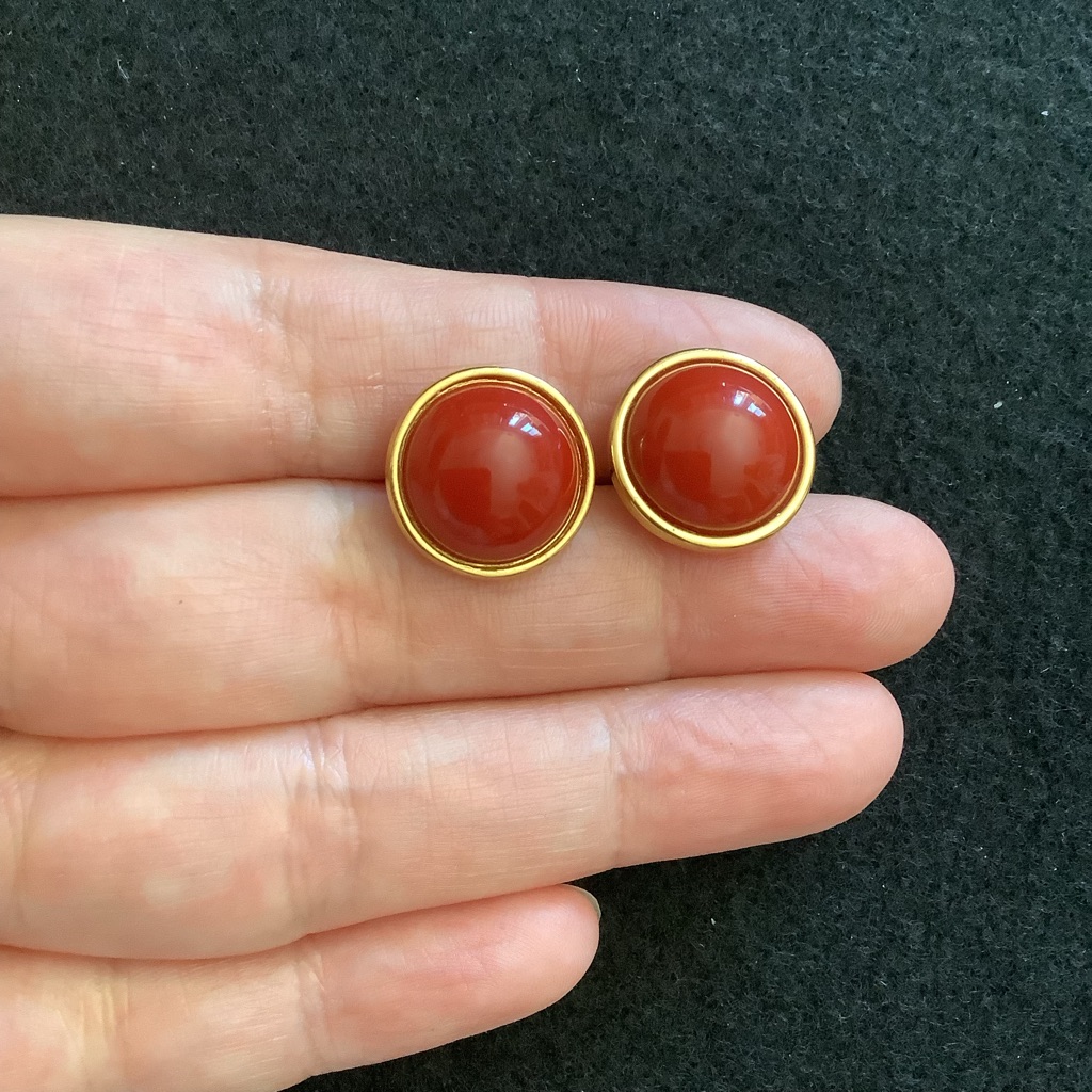 Vintage Trifari Red Gold Color Earrings 25$